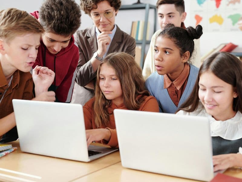 Oltre i confini della classe: Vacanze Studio all’Estero su misura per scuole e studenti